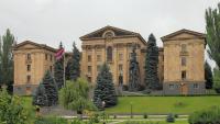 Yerevan: city tour - Matenadaran - Vernissage - Bazar
